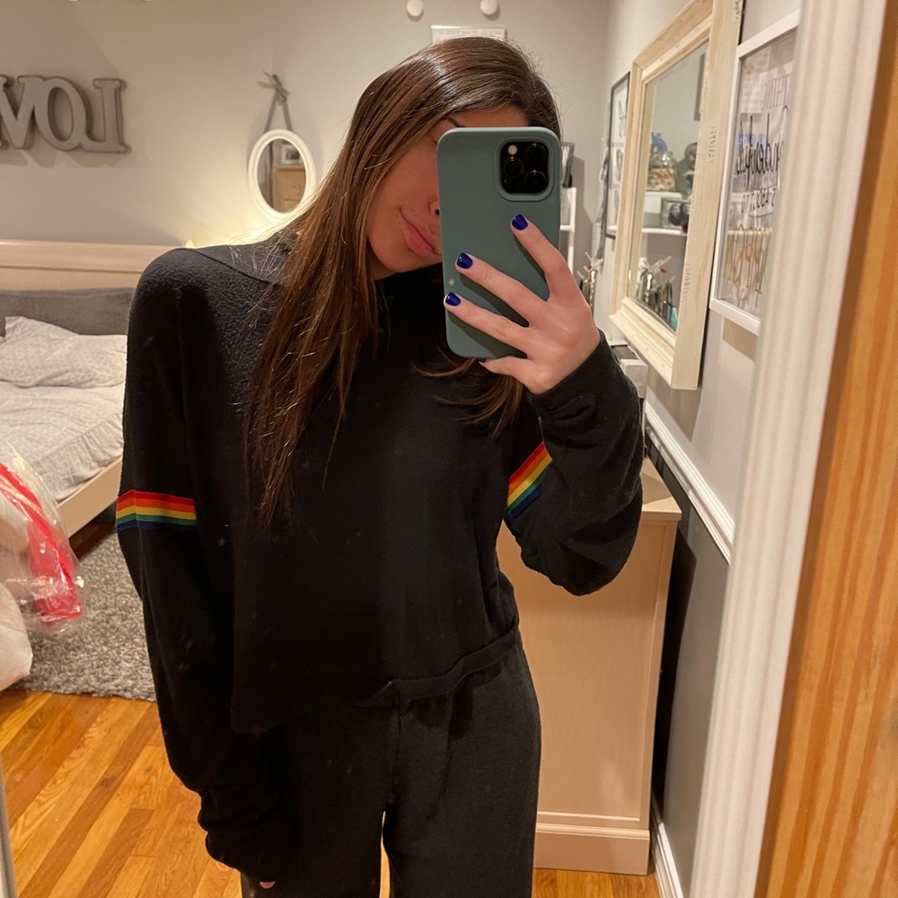 Black cropped hoodie with rainbow trimming